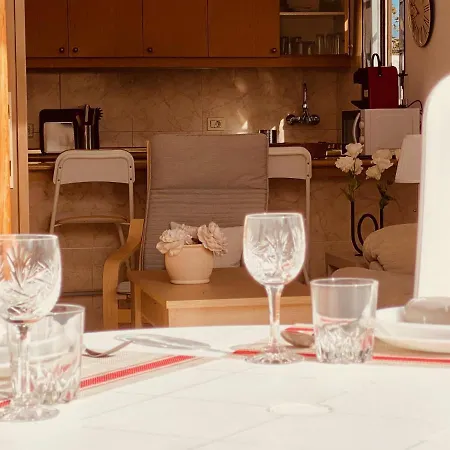 Holiday Bungalow With Terrace In بلايا ديل إنغلز