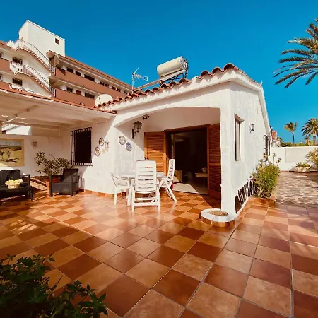 Holiday Bungalow With Terrace In بيت للعطل *
